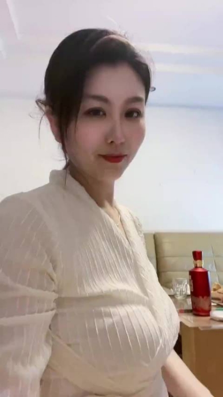 钕钕的第一张照片--北京王婆说媒